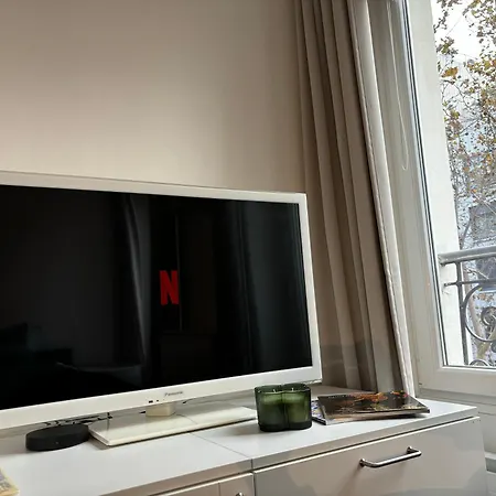 Clichy Getaway - C70 Appartement *